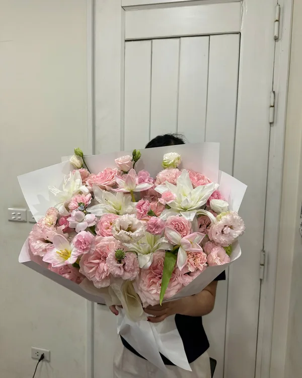 Hồng trắng · Lily
