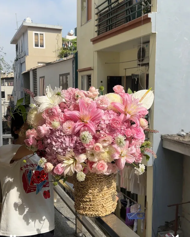 Hồng · Giỏ lily